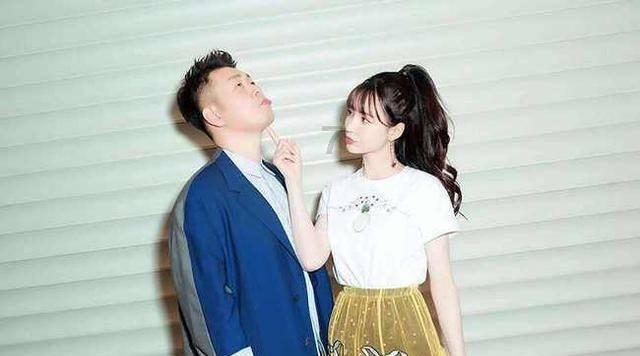 47岁李冰冰依旧美艳动人,时尚穿搭与保养秘诀大揭秘